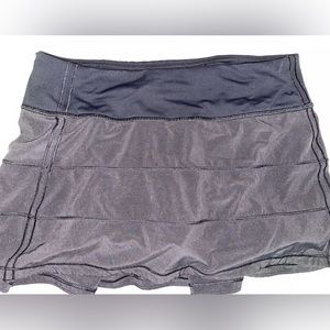 Lululemon- Pace Rival Mid-Rise Skirt